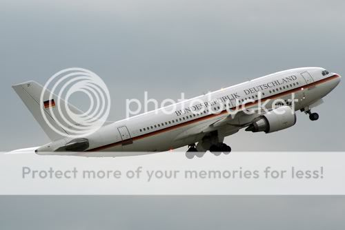 Die 10+21 beim Start nach Karlsruhe - Foto: R. Reiner / Austrian Wings