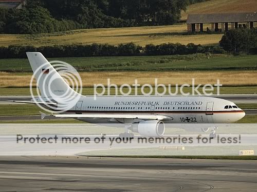 Bundeskanzlerin Merkel kam mit diesem A 310-300 der Luftwaffe nach Wien - Foto: P. Radosta / Austrian Wings